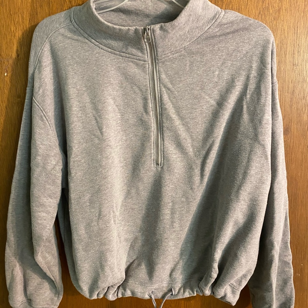 Old Navy Drawstring Hem Crop Sweatshirt